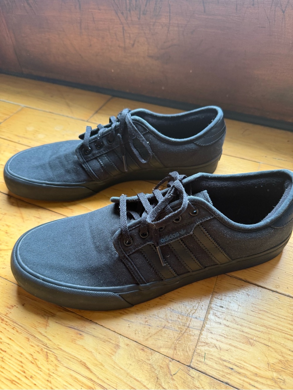 adidas Men’s Low-Top Sneakers in Black